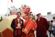 Dressed in the colour of luck and wealth, the World's Most Durable DJ Ray Cordeiro (Uncle Ray) and Gregory So took a picture together with God of Wealth.  