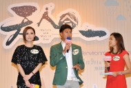 陳鍵鋒及《天人合一》節目主持陳貝兒分享綠色生活的小貼士。