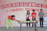 世界女子桌球賽冠軍吳安儀即席獻技。