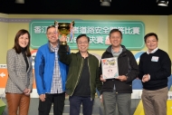 经过两个回合的比试，最后香港神托会香港退休男士服务荣获冠军。