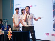 杨沛谦同学认为AI辩论虽有效率，但难以像人类般灵活，可以即时应对。
